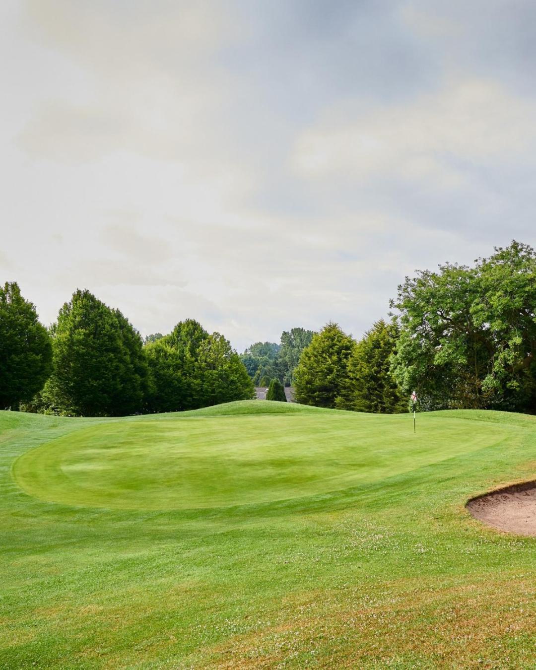 Macdonald Hill Valley Hotel, Spa & Golf Resort Whitchurch  Exterior foto